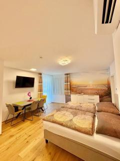 Beach SUN and FUN 1 - 7