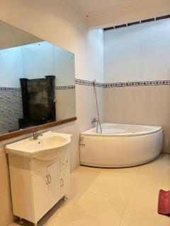 Usane Guest House - 6