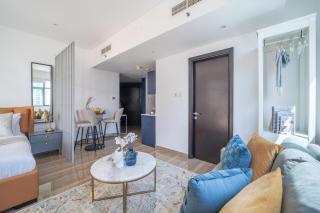 Frank Porter - Yacht Bay - 2