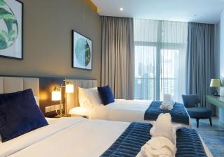 Exclusive 2BR DAMAC Prive with Balcony & Canal View - 6