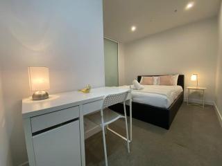 1408 Rose Lane Modern Two-Bedroom - 8