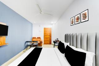 Hotel O Elegant Inn - 1