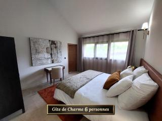 Gîtes de Charme 6 ou 8 personnes en Aubrac chez Sébastien & Stéphanie -  - 9