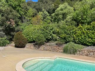 Maison en pierre avec vue exceptionnelle & piscine privée au calme - 2