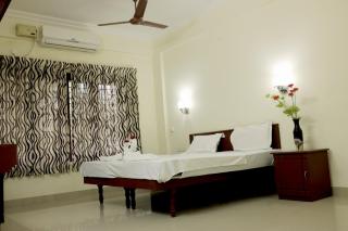 Dew Drops Inn kovalam - 5