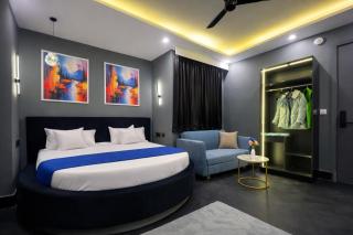 ACESTAYZ Gautam Nagar - 6