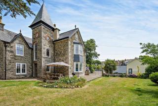 5 Bed in Porthleven oc-t24809 - 0