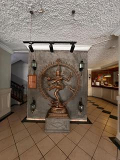 Le Saint Georges Hotel - 3