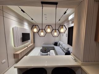 Beirut-hamra unique appartment - 1