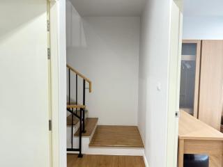 Luxury Townhouse - 4