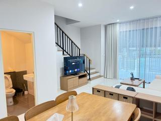 Luxury Townhouse - 1