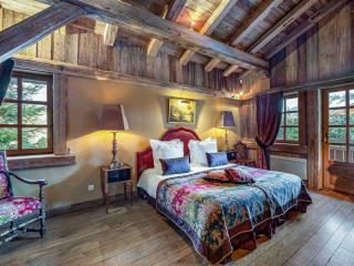 Chalet montagnard à Rochebrune avec jacuzzi, sauna, 6 chambres, proche des pistes, accueil 12 pers - FR-1-569-37 - 5