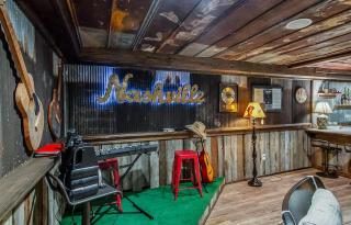 The Graycroft by Stay Local Nashville - 4