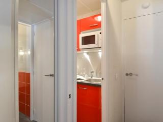 Studio rénové avec balcon, proche des pistes, cuisine équipée, animaux admis - FR-1-181-2008 - 4