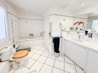 Maison 4 ch, véranda, proche commodités, Aurillac - 2