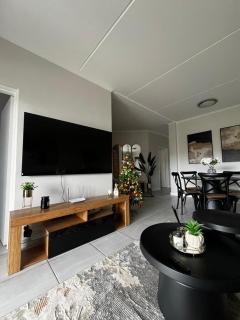 Elegant Lifestyle Apartment in Waterfall - 9