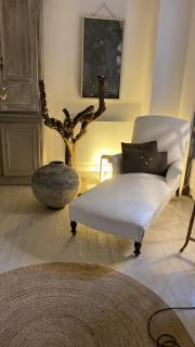 La maison sur la place - 1