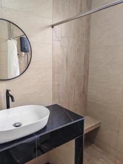 Urban Oasis Retreat - 2