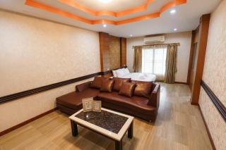 The Crystal Ranong - 8