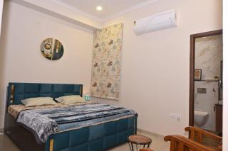 Abhivats " The Transit Nest" 3BHK - 9