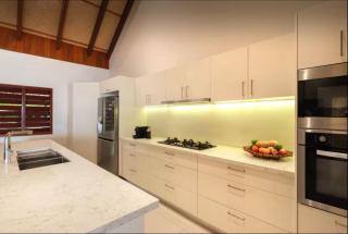 LagiMoana beachfront all-inclusive Luxury Retreat - 3