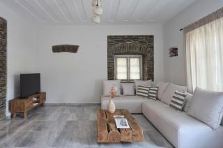 Alaia Boutique houses - 3