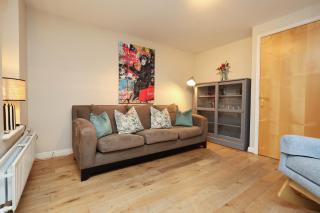 Cosy Bristol Townhouse - Free Parking - Sleeps 6 - By EKLIVING PARTNERS - 0