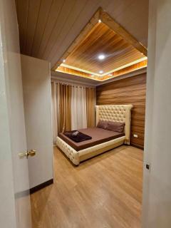 Modern Cozy Cabin - Baguio Transient - 3BR with 4CR - New House - 8