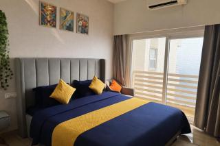 Nikunj Retreat by The March - 1