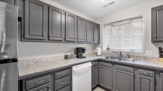The Fox Hunt - A Ground Floor Condo - 2