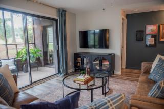 The Fox Hunt - A Ground Floor Condo - 8