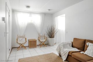 Villa Kanerva, Grand Design -style bright house by the sea! - 9