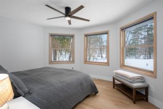 Long Lake Haven 4BR Waterfront Boat Rental - 1