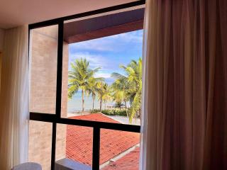 Flat Studios Get Sense - by Living - 4