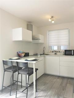 Blue apartment with FREE parking - 3