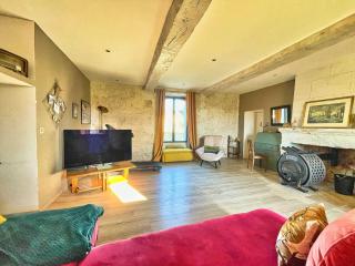 Charming country house retreat with swimming pool Douzillac - 1