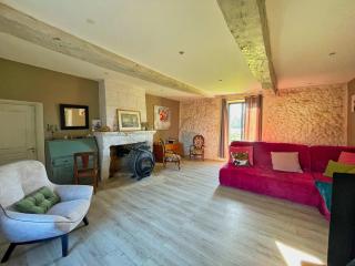 Charming country house retreat with swimming pool Douzillac - 2