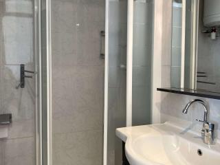 Beau T1 climatisé avec cuisine équipée et balcon - Balaruc-les-Bains - FR-1-553-265 - 5