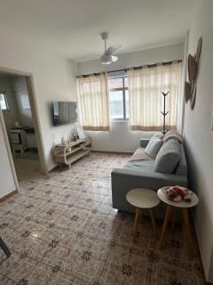 Refugio 304 - Canto do Forte 150m da praia - Wi Fi - Cozinha completa - Roupa de cama - Localização Excelente - Até 4 pessoas - 1