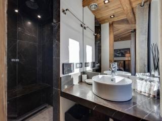 Appartement de luxe avec jacuzzi, terrasse et cheminée - 10 personnes - FR-1-567-97 - 1