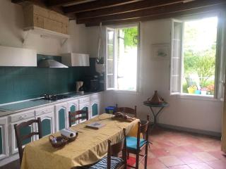 Gîte 2 à 4 personnes avec CLIM et PISCINE près de St EMILION à la campagne, wifi, Clim, piscine - 8