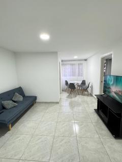 Apartamento completo en San Cayetano Oeste Cali - 0