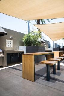 Modern 2BR Oasis in Las Condes Prime Urban Stay - 6