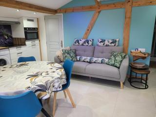 - - - - -Les Colombages - - - - Chambre d'hôtes-Gîte- Classement Gîte 3 étoiles - 6