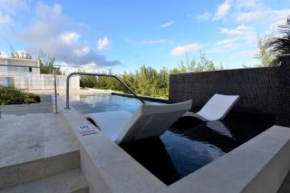 Modern 1BR Apt near 7Mile Beach - 4