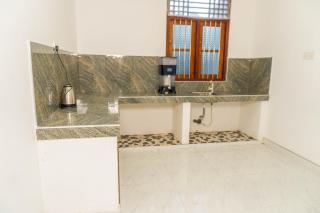 Lankara Airport Transit - 9