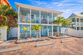 Siesta Key Village Heated pool - 8