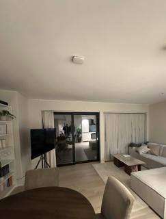 Stor og moderne leilighet ved råstølen bybanestopp - 9