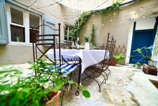Cosy Traditional Old Stone Townhouse in Bastide - 4