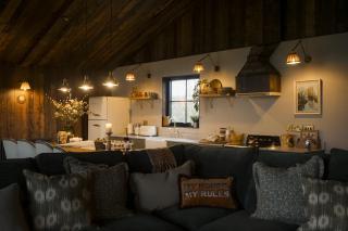 The Osprey - Oak - 6